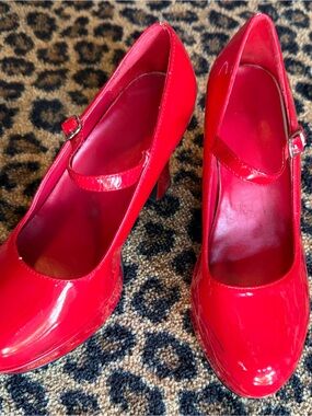 Red Patent Mary Jane Platform Heels Retro Pinup Rockabilly Size 8.5-9 Est